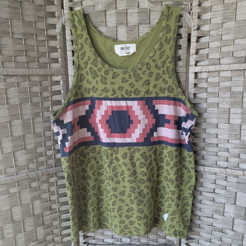 10.Deep Tank Top Army Green Leopard Geometric Graphic Mens XL Cotton Muscle Tee